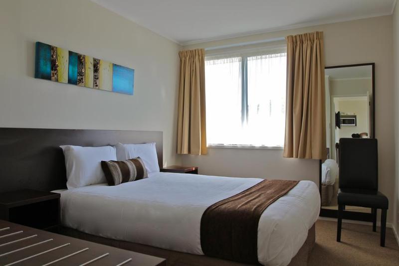 The Surrey Hotel Оукланд Екстериор снимка