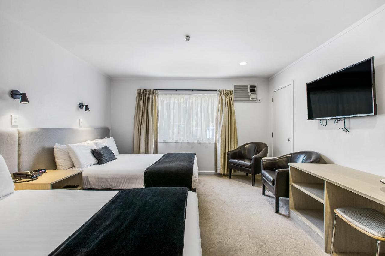 The Surrey Hotel Оукланд Екстериор снимка