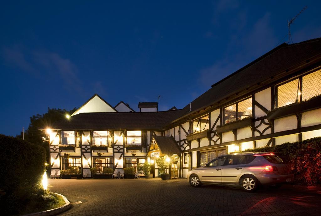 The Surrey Hotel Оукланд Екстериор снимка